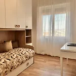 דירה Emma's House *